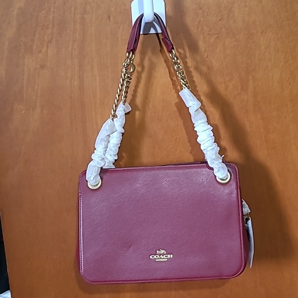 Coach shoulder /body bag color deep red - Picture 1 of 5